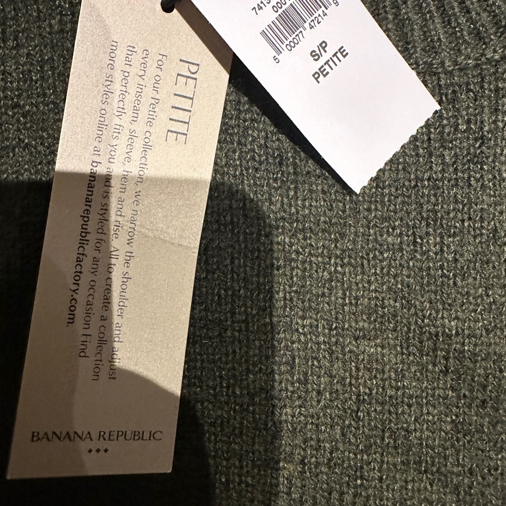 BNWT- BANANA REPUBLIC • Women’s crewneck sweater - Picture 3 of 5